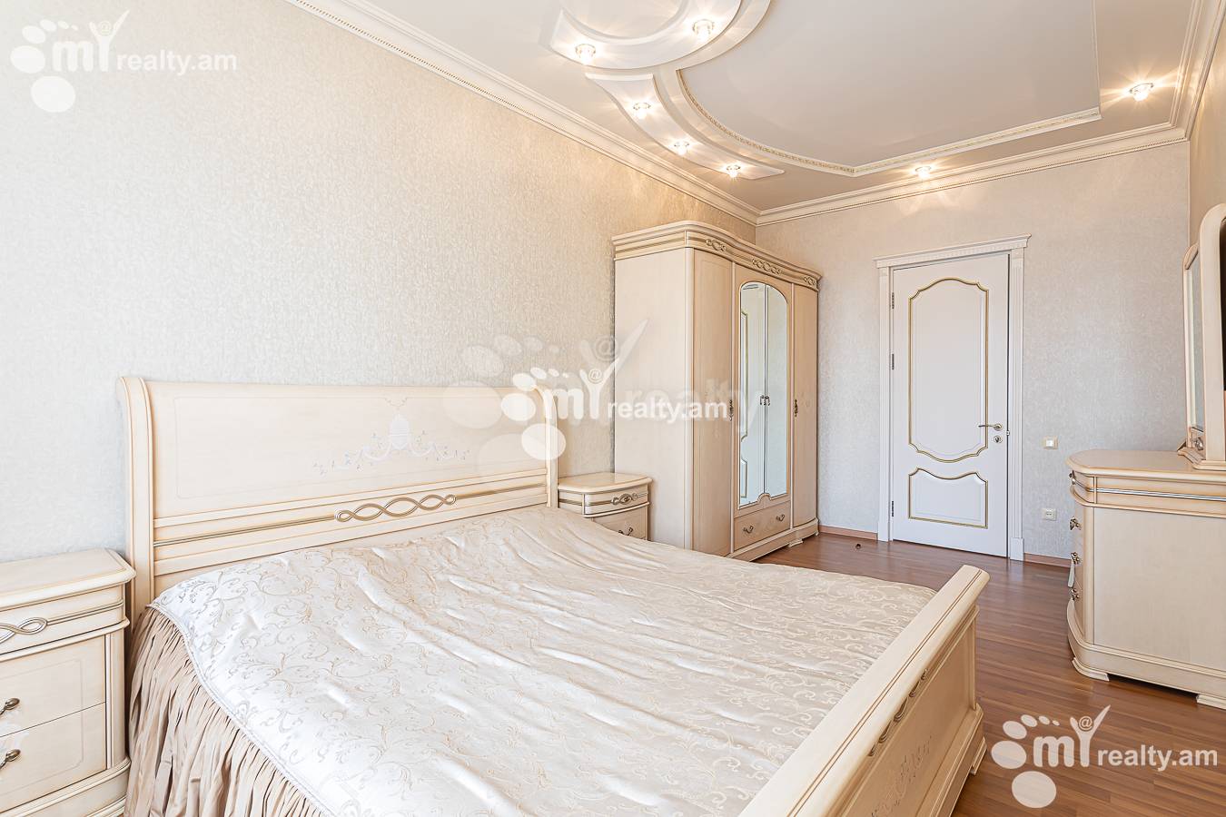 Снять 4 комнатную квартиру Северный пр, Центр Ереван, 156885