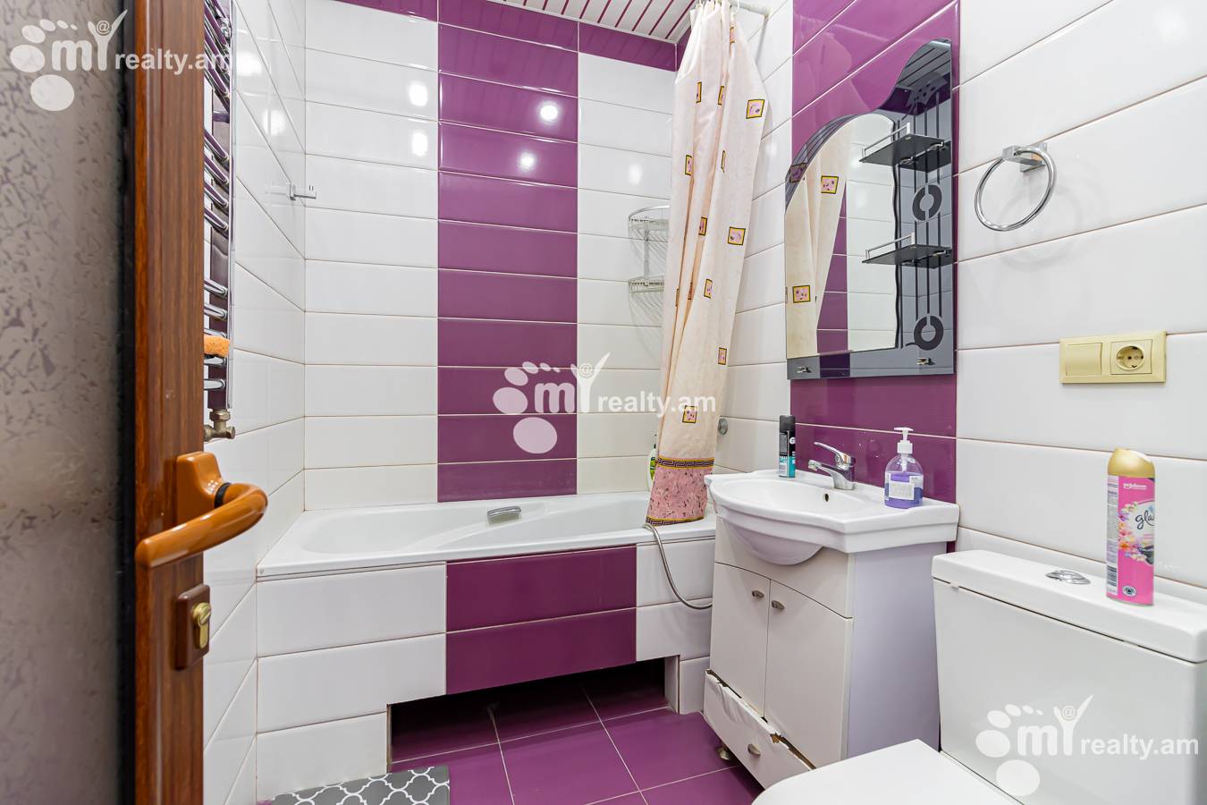 2 bedroom apartment for sale Aram St, Center Yerevan, 143923