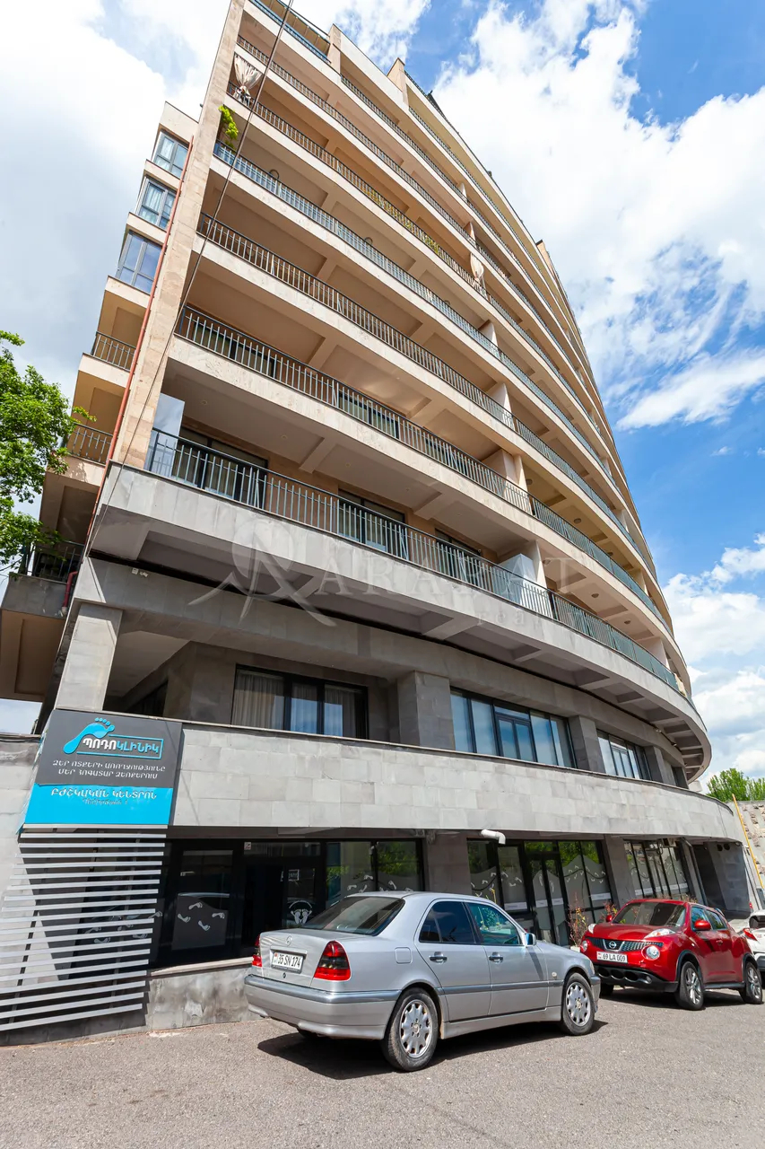 4 bedroom apartment for sale D. Demirchyan St, Center Yerevan, 157681