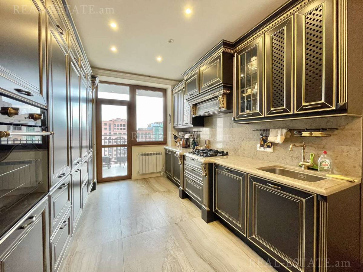 4 bedroom apartment for sale خیابان آرام, مرکز شهر ایروان, 112955