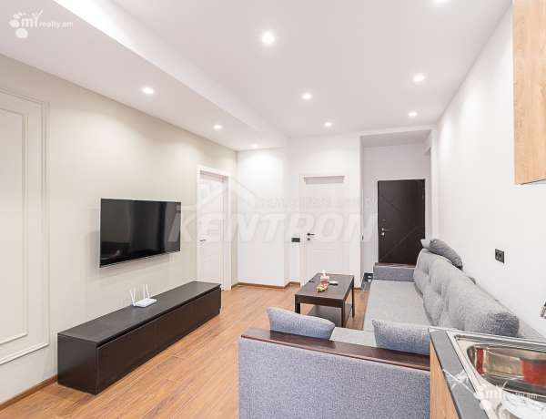 2-senyakanoc-bnakaran-vacharq-Yerevan-Center