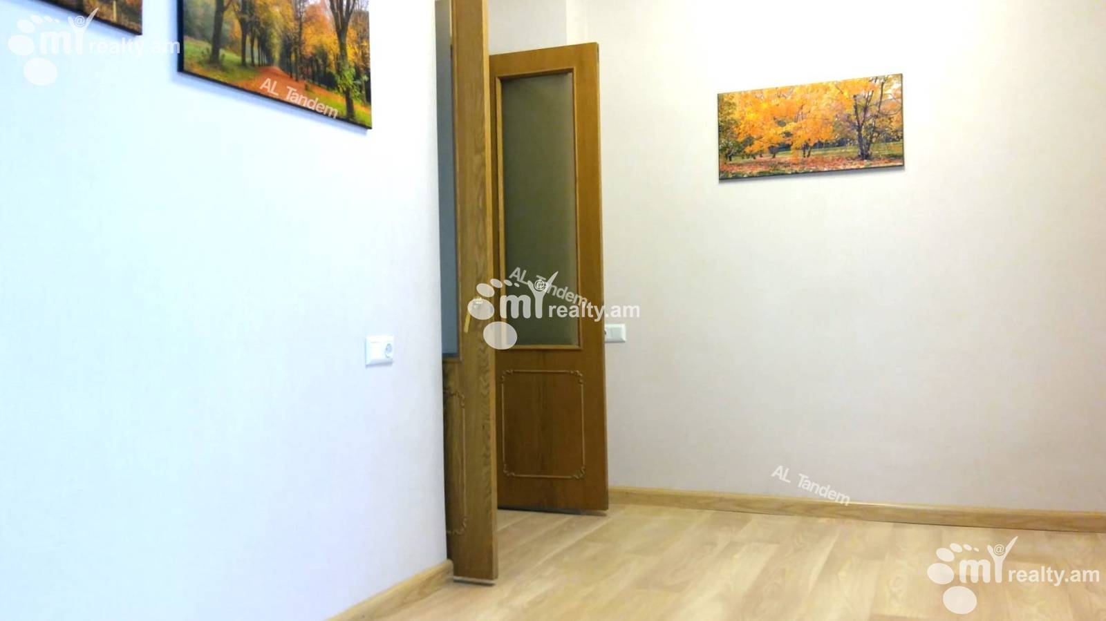 3 bedroom apartment for sale خیابان نعلبندیان, مرکز شهر ایروان, 159345