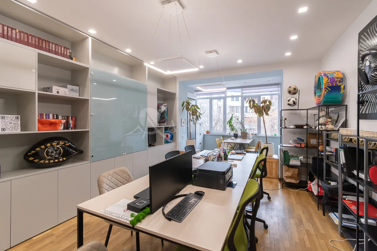 3 bedroom apartment for sale Tamanyan St, Center Yerevan, 158803