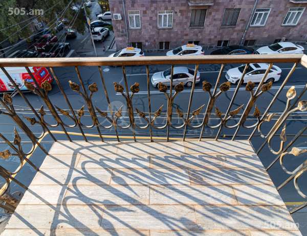 2-senyakanoc-bnakaran-vacharq-Yerevan-Center