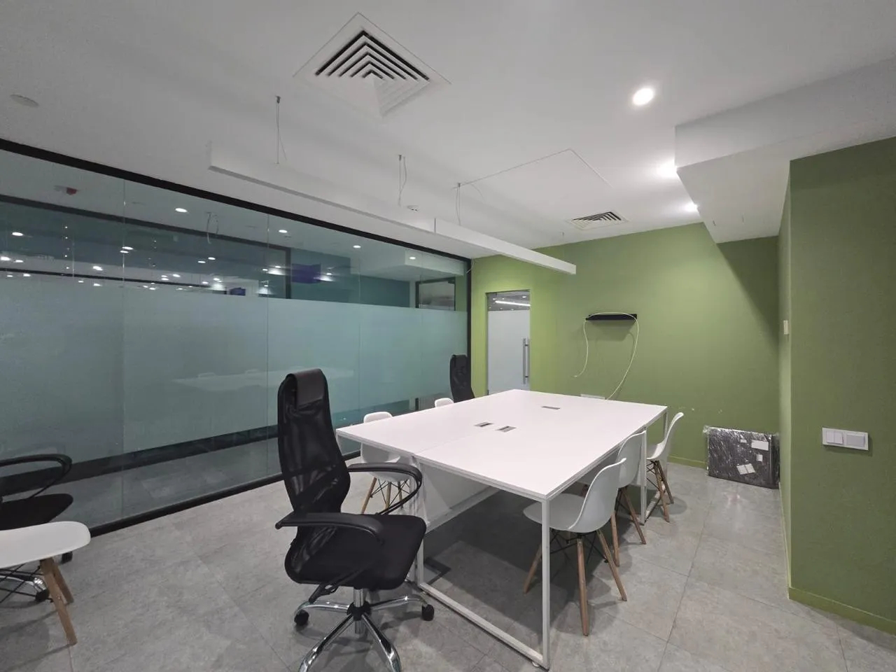 Կոմերցիոն տարածք վարձով Ամիրյան փող, Կենտրոն Երևան, 158761