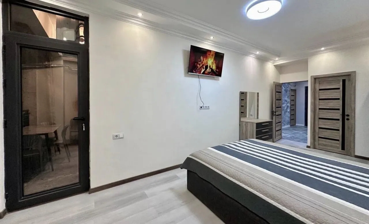 2 bedroom apartment for sale خیابان هالابیان, آچاپنیاک ایروان, 158589