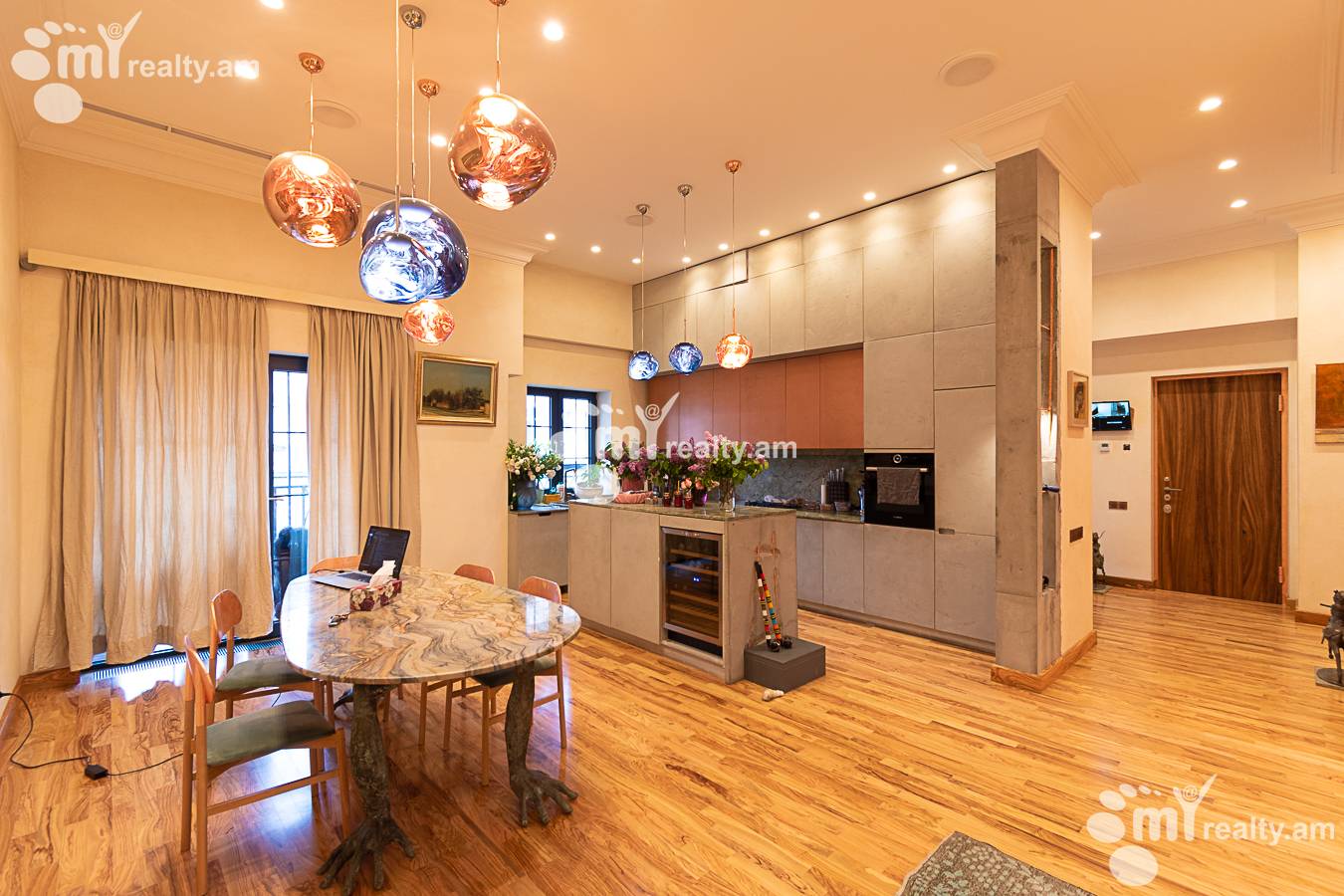 Купить 4 комнатную квартиру Пушкин ул, Центр Ереван, 143206