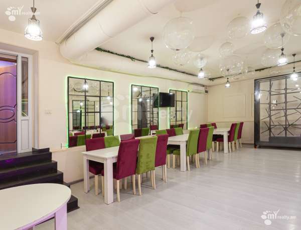 komercion-vacharq-Yerevan-Center