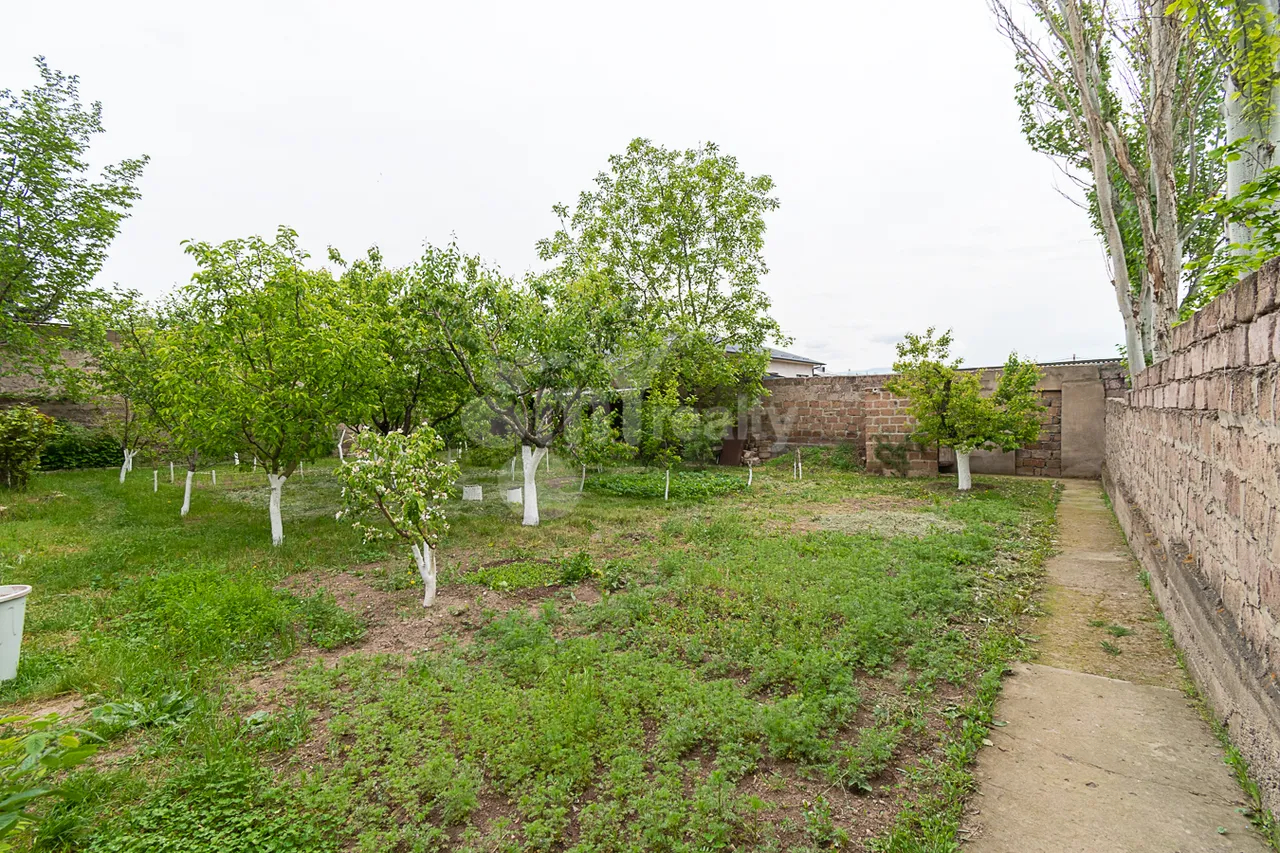 Առանձնատուն  Զովունի թաղ, Զովունի Կոտայք, 160474