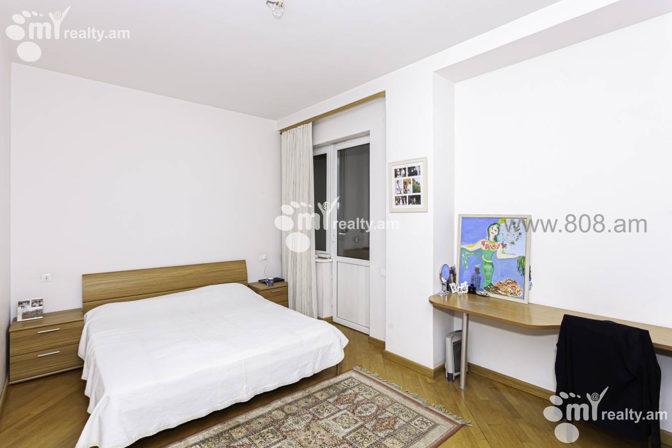 4 սենյականոց բնակարան  Պուշկինի փող, Կենտրոն Երևան, 126960