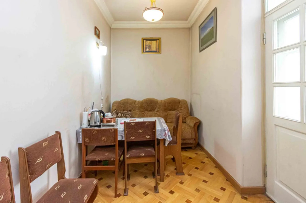 4 bedroom apartment for sale Leninakan St, Adjapnyak Yerevan, 160232