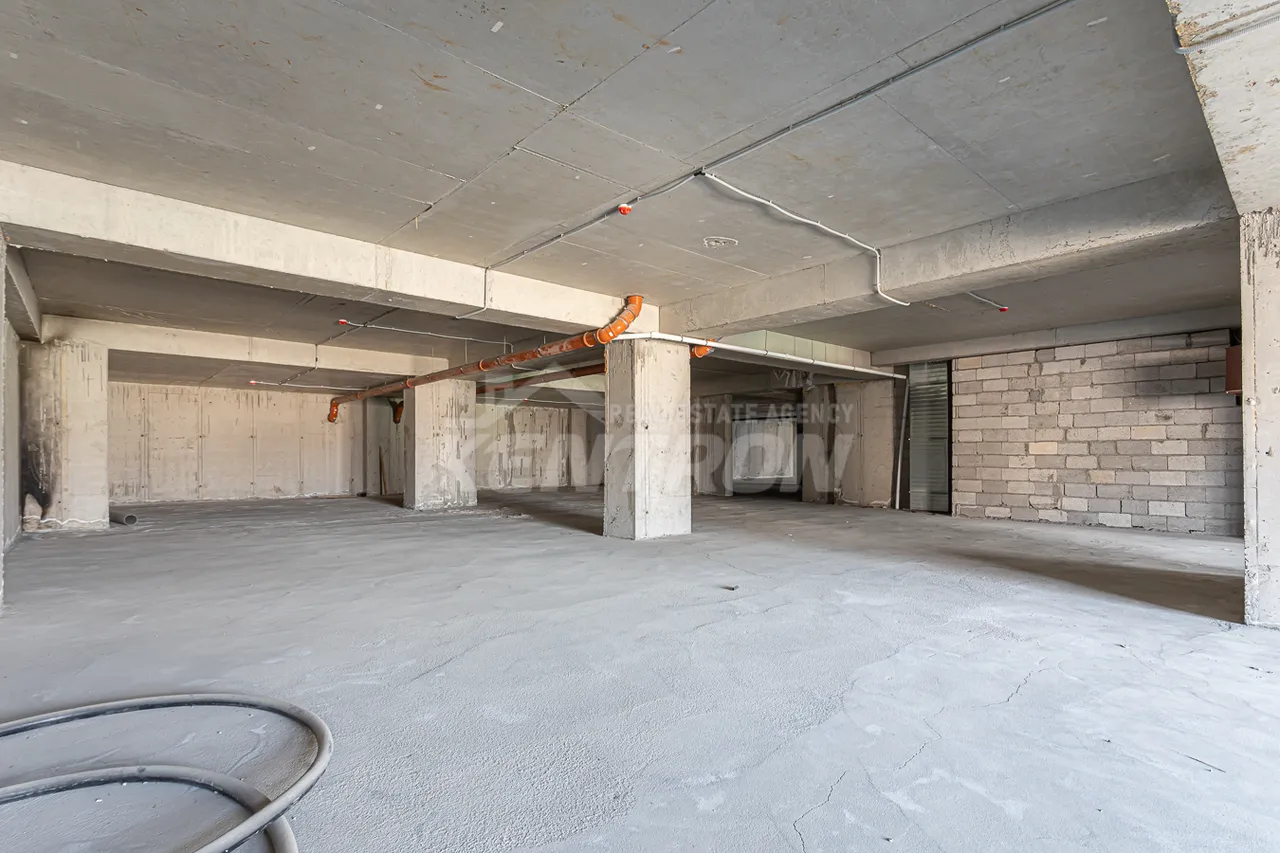 Commercial property for sale Paruyr Sevak  dis. 17 street, Awan Yerevan, 157751