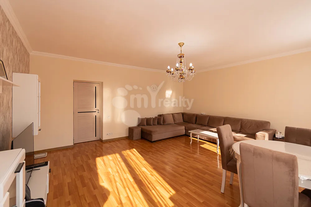 bnakaran/3-senyakanoc/Hr.Kochar+St/Arabkir/Yerevan