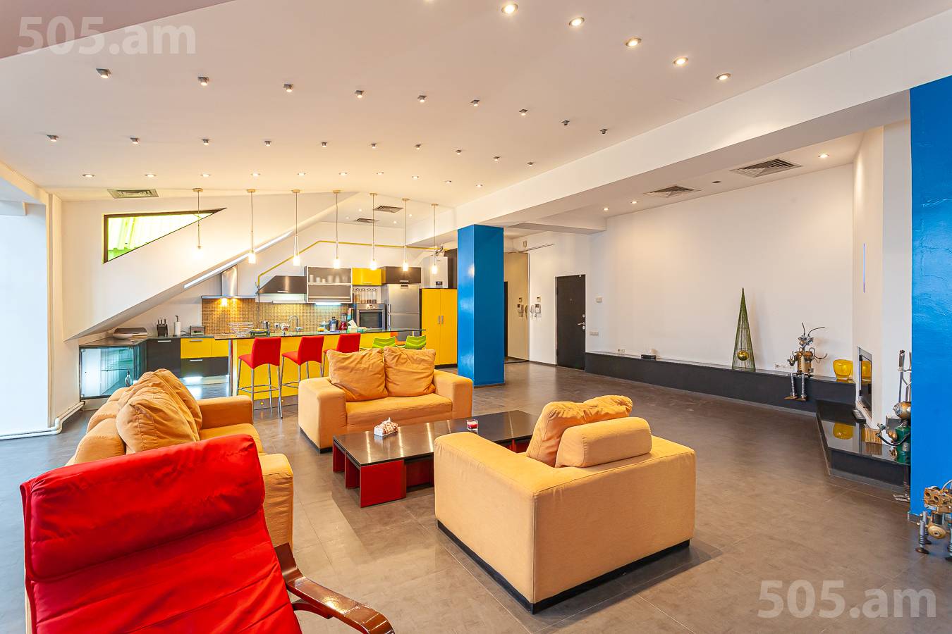 3 bedroom apartment for rent Deghatan St, Center Yerevan, 153046