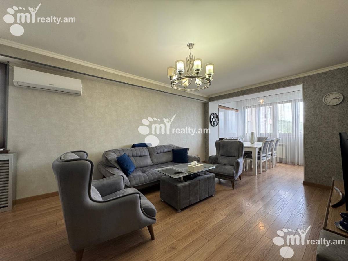 4 bedroom apartment for sale Charents St, Center Yerevan, 160427