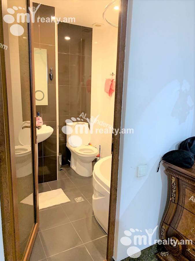 6 bedroom apartment for sale خیابان پوشکین, مرکز شهر ایروان, 143595