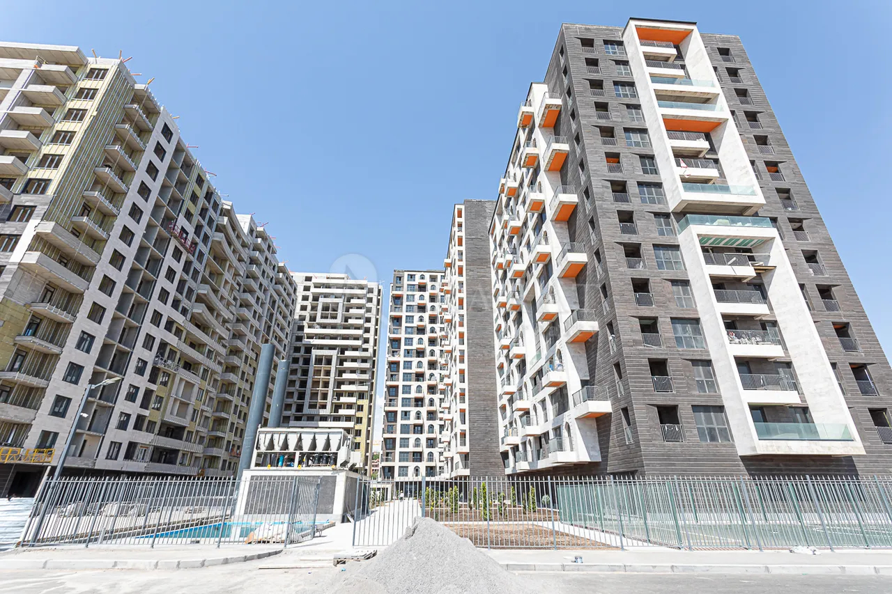 Купить 3 комнатную квартиру Ленинградян, Квартал Ваагни Ереван, 159282