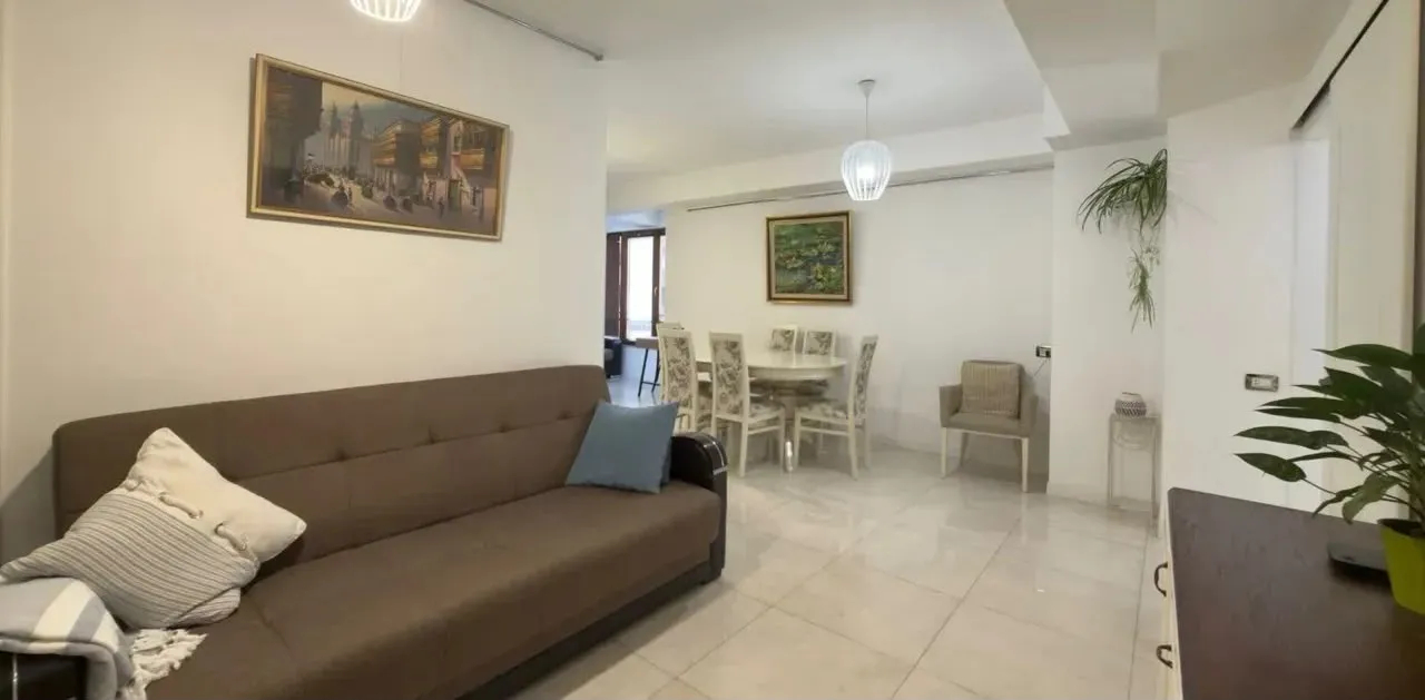 3 bedroom apartment for rent Pushkin St, Center Yerevan, 161548