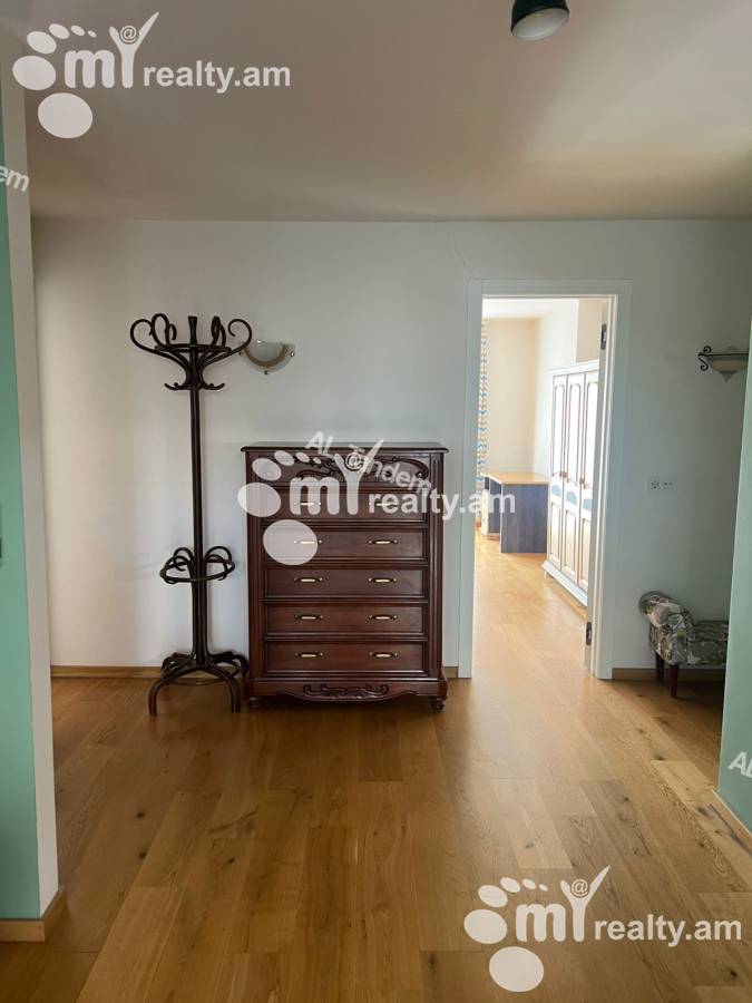 Снять 4 комнатную квартиру Мамиконянц ул, Арабкир Ереван, 158202