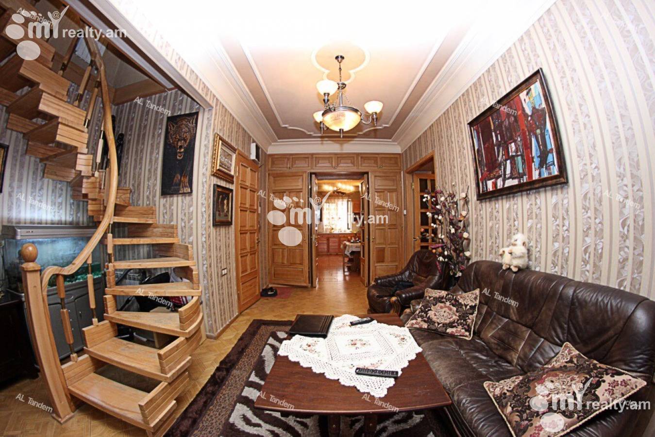 4 սենյականոց բնակարան  Սայաթ-Նովայի պող, Կենտրոն Երևան, 126447