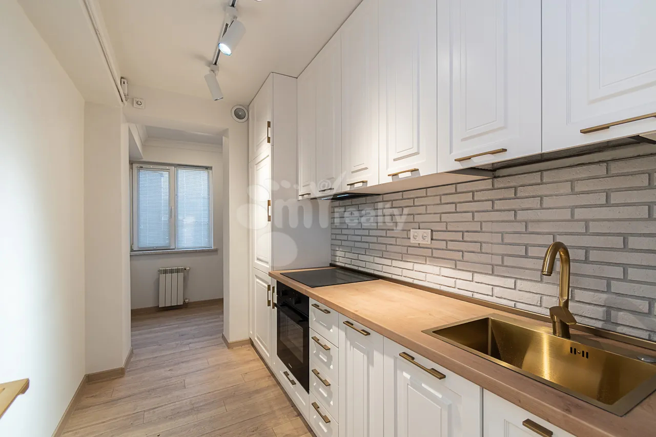 2 սենյականոց բնակարան վարձով Խորենացու փող, Կենտրոն Երևան, 159173