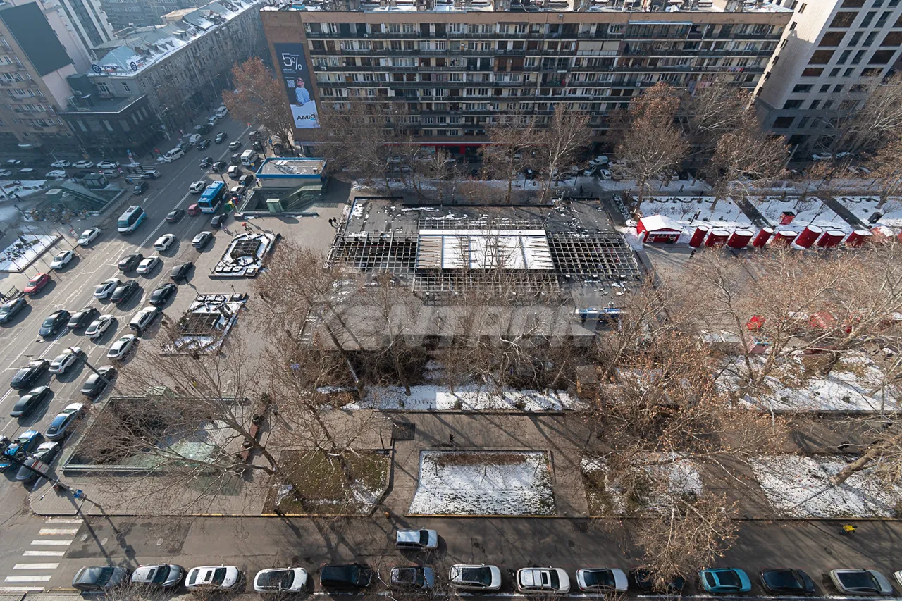 Снять 4 комнатную квартиру Арам ул, Центр Ереван, 159127