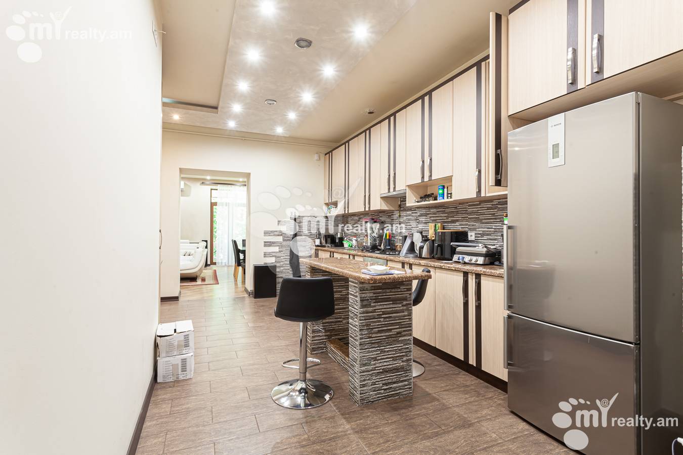 3 bedroom apartment for sale Mashtots Ave, Center Yerevan, 155988