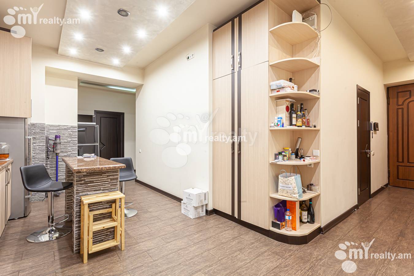 3 bedroom apartment for sale Mashtots Ave, Center Yerevan, 155988