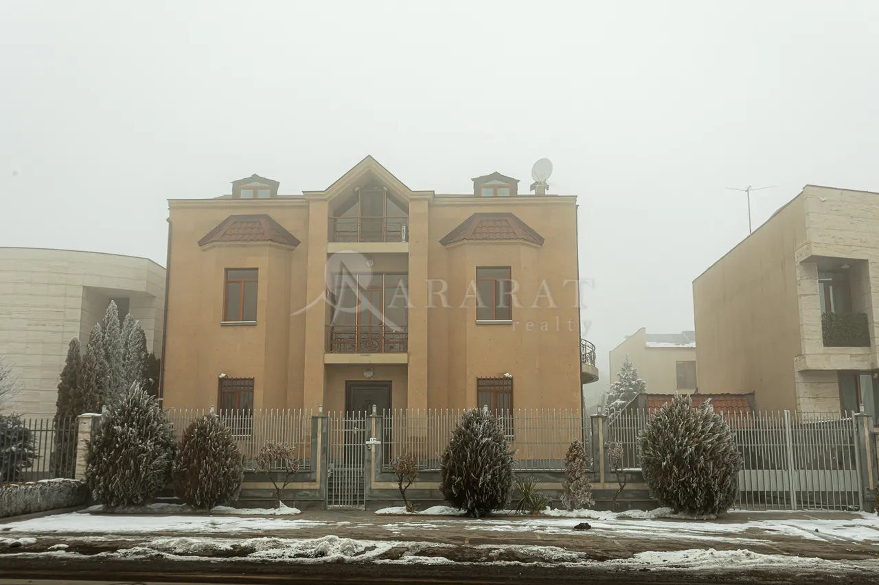 House for sale Tsarav Aghbyur St, Avan Yerevan, 159131