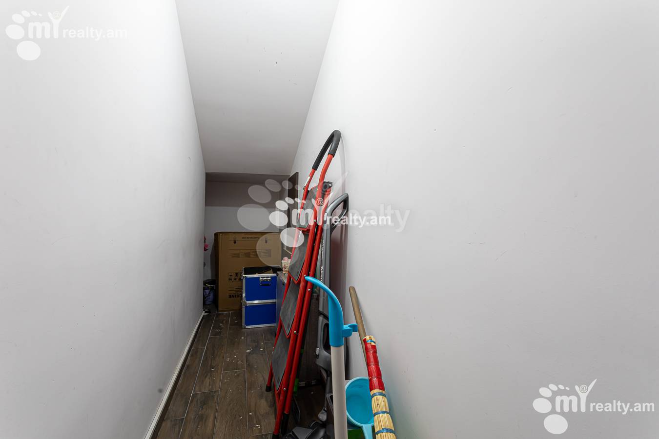 House for sale Lusinyants street, Center Yerevan, 157170