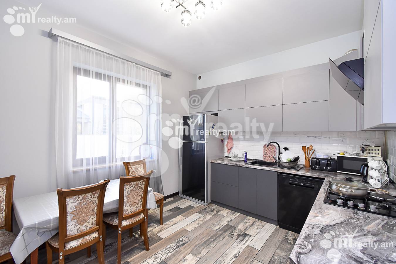 House for sale Davtashen 10 St, Dawtaschen Yerevan, 134418