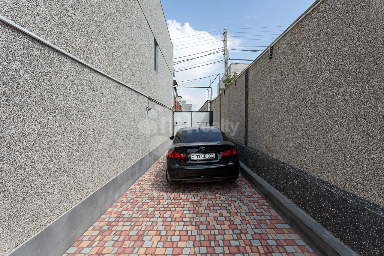 House for sale Duryan disrtict, Avan Yerevan, 157379