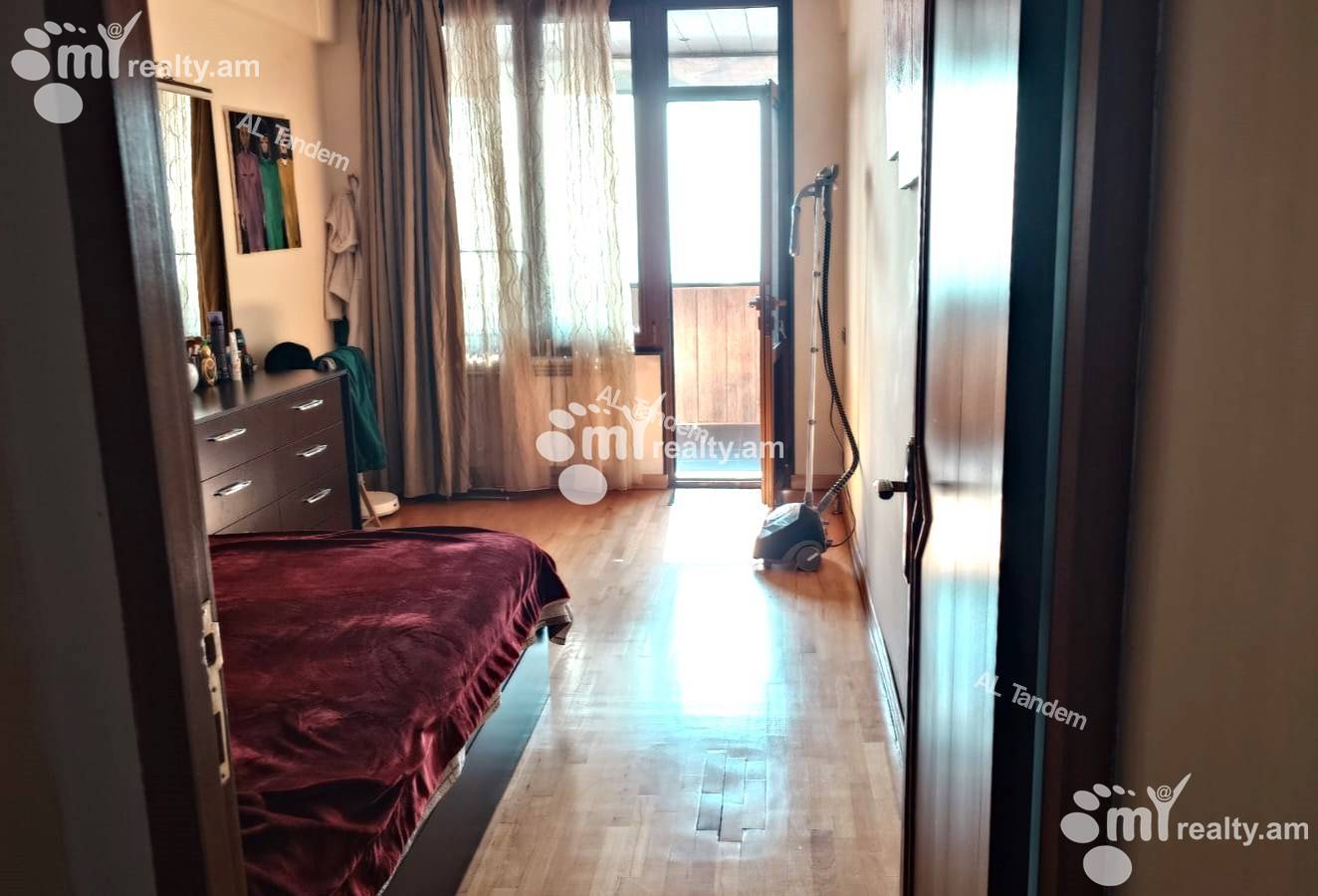 3 bedroom apartment for sale خیابان برادران اوربِلی, عربگیر ایروان, 154795