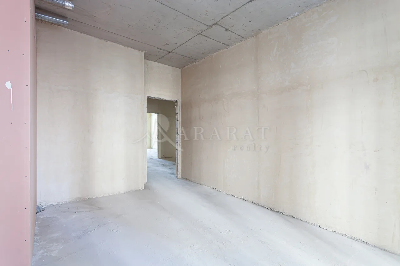 4 bedroom apartment for sale خیابان گِریبودوف, عربگیر ایروان, 161910