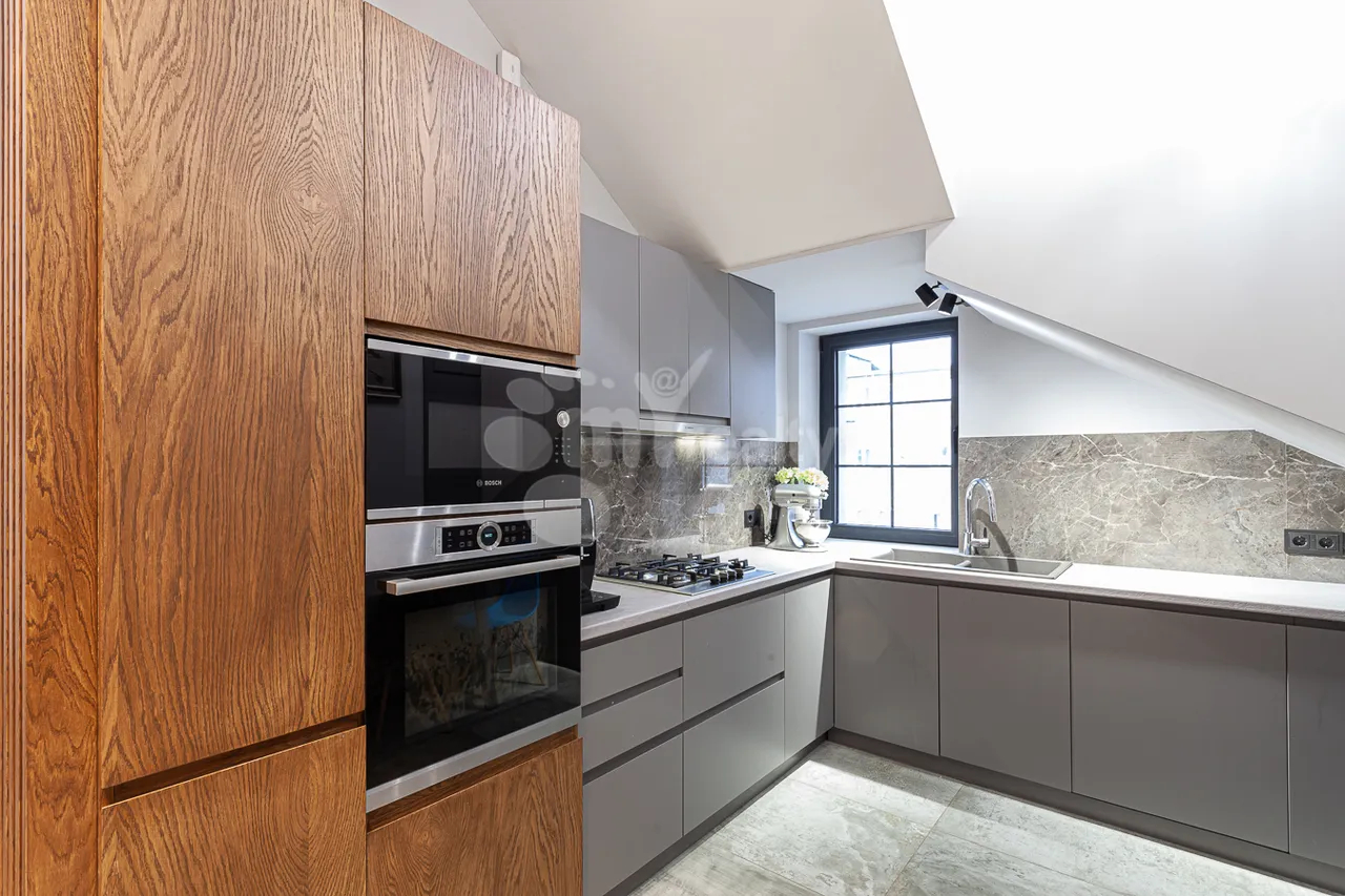 3 սենյականոց բնակարան վարձով Մոսկովյան փող, Կենտրոն Երևան, 158182