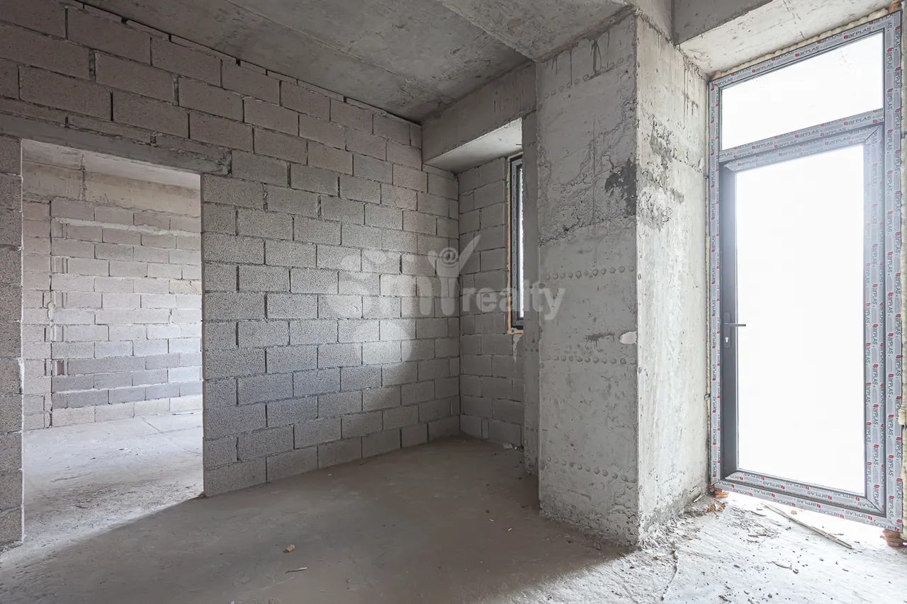 3 bedroom apartment for sale خیابان آنتارایین, مرکز شهر ایروان, 157910