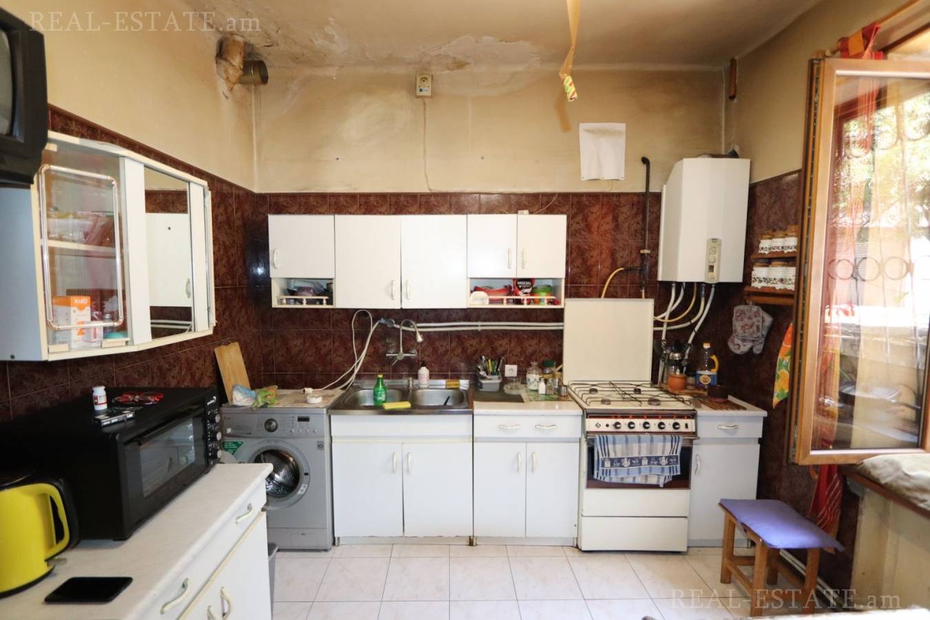 3 bedroom apartment for sale Mashtots Ave, Center Yerevan, 138187