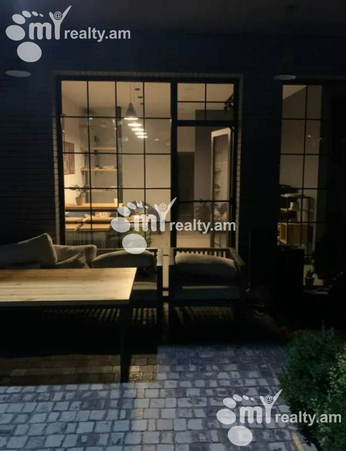 Купить дом Таиров ул., Центр Ереван, 154233