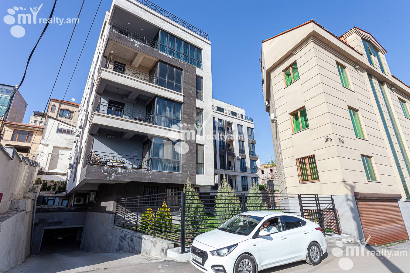 4 bedroom apartment for rent Antarayin St, Center Yerevan, 147902