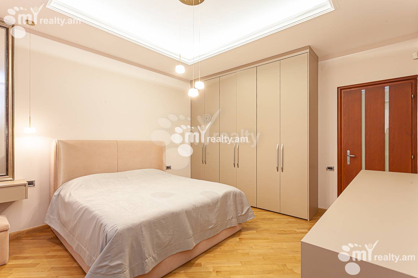 Купить 4 комнатную квартиру Пушкин ул, Центр Ереван, 145800