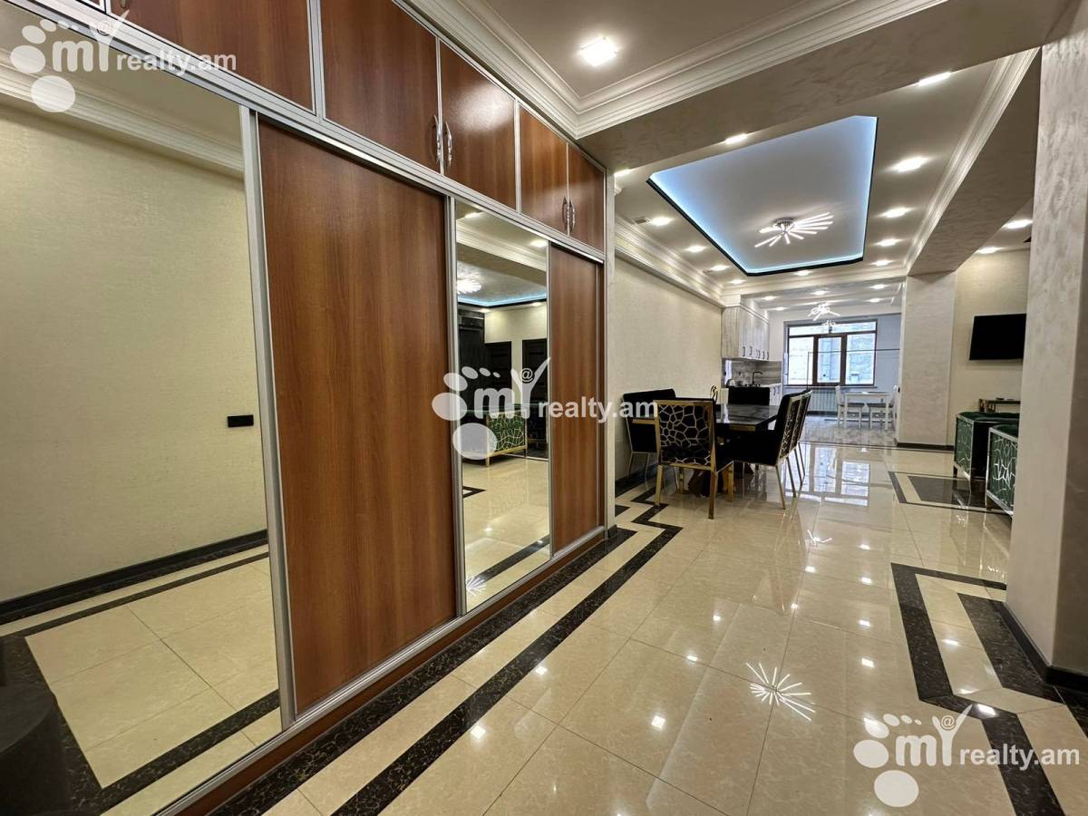 3 bedroom apartment for sale Yekmalyan St, Center Yerevan, 156240