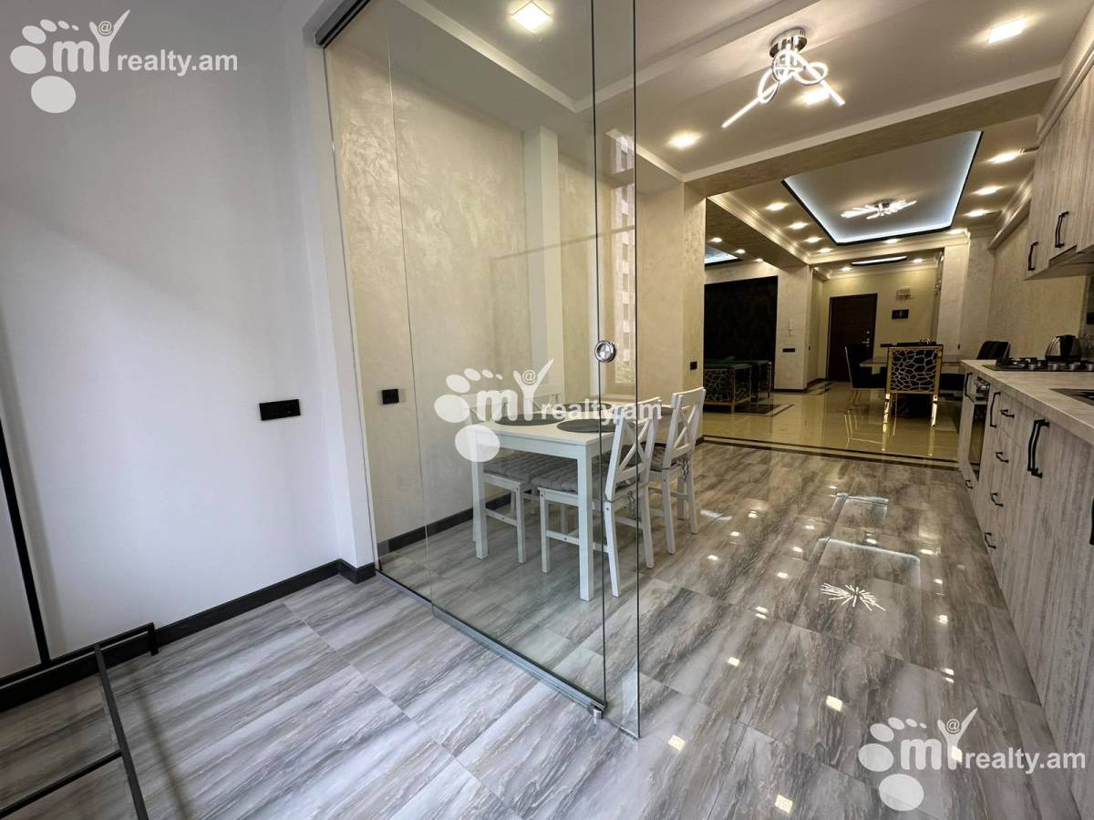 3 bedroom apartment for sale Yekmalyan St, Center Yerevan, 156240