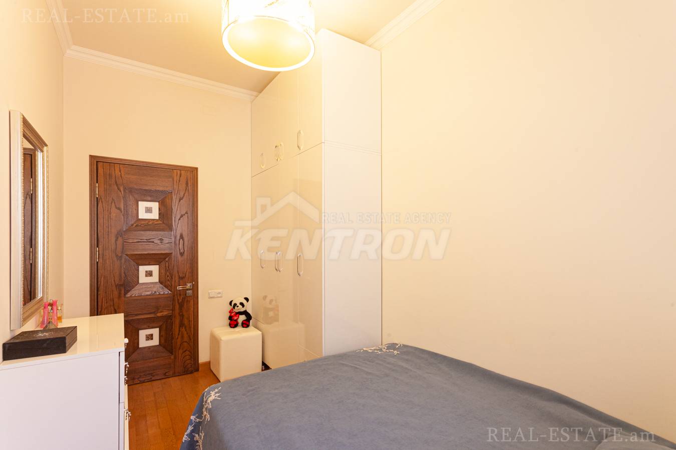 4 bedroom apartment for sale خیابان کاجازنونی, مرکز شهر ایروان, 138855