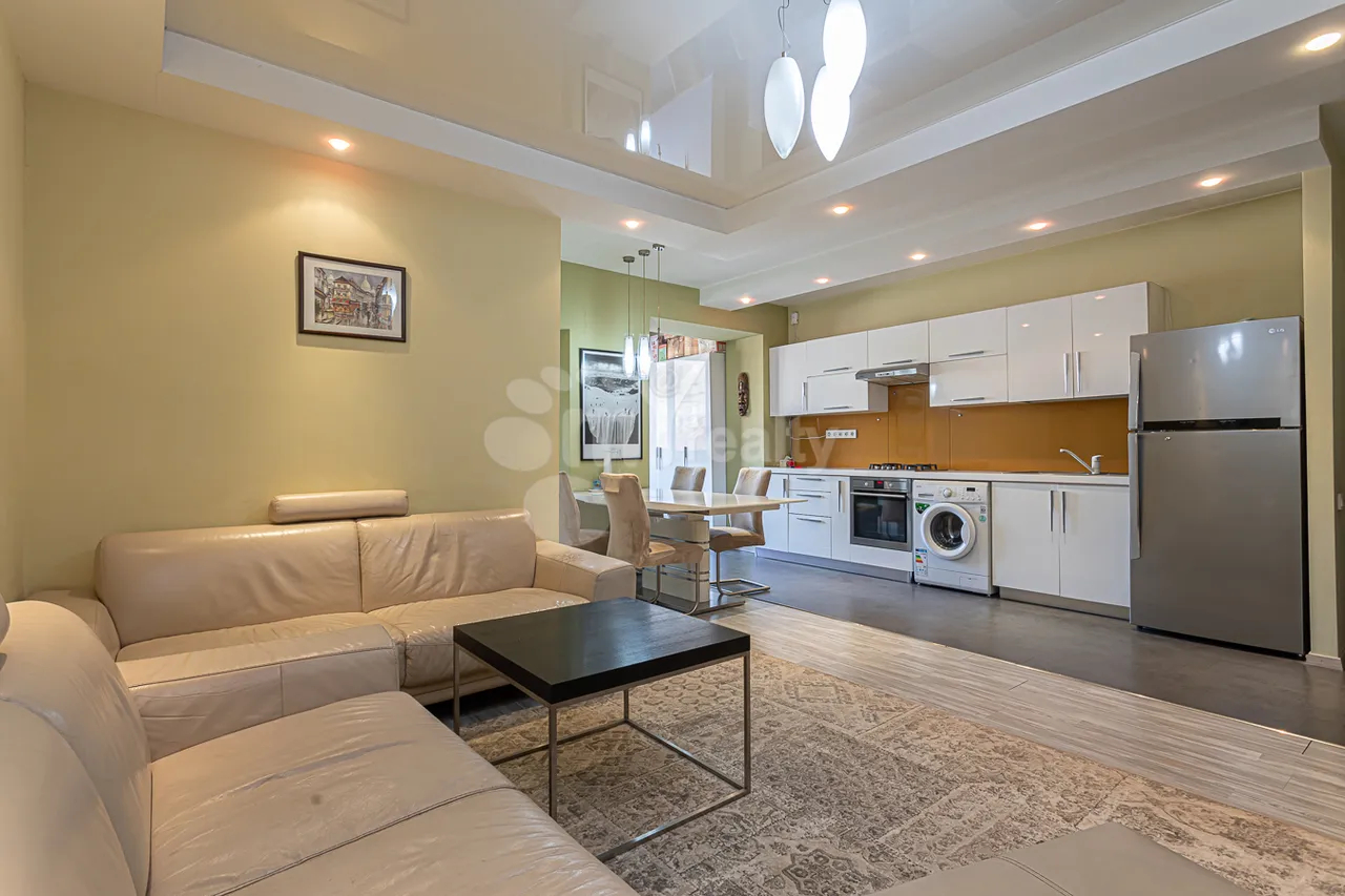 4 bedroom apartment for sale Hakobyan St, Arabkir Yerevan, 158133