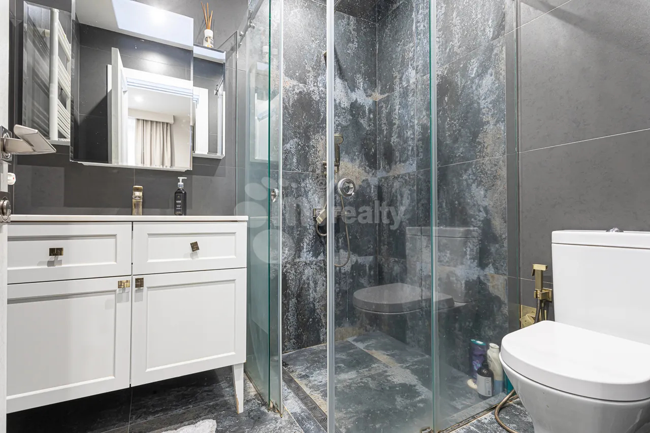 4 bedroom apartment for sale Aram St, Center Yerevan, 159224