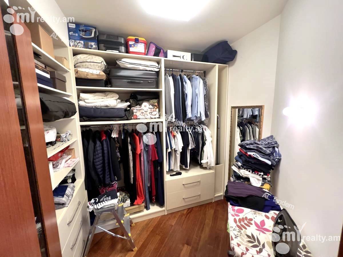 4 bedroom apartment for sale Northern (Hyusisayin)  Ave, Center Yerevan, 142696