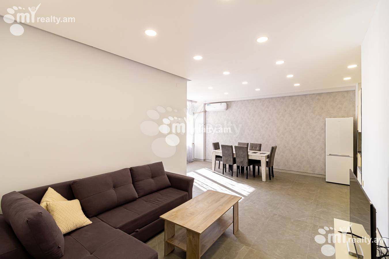 2 bedroom apartment for rent خیابان آرگیشتی, مرکز شهر ایروان, 154256
