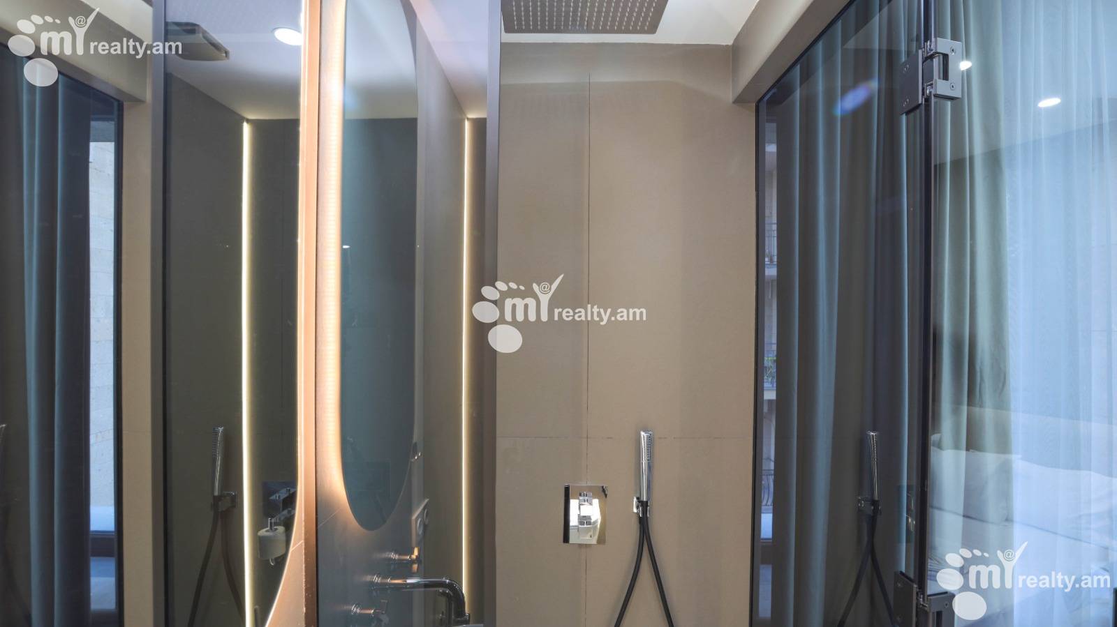 Купить 3 комнатную квартиру Бузанд ул, Центр Ереван, 145206