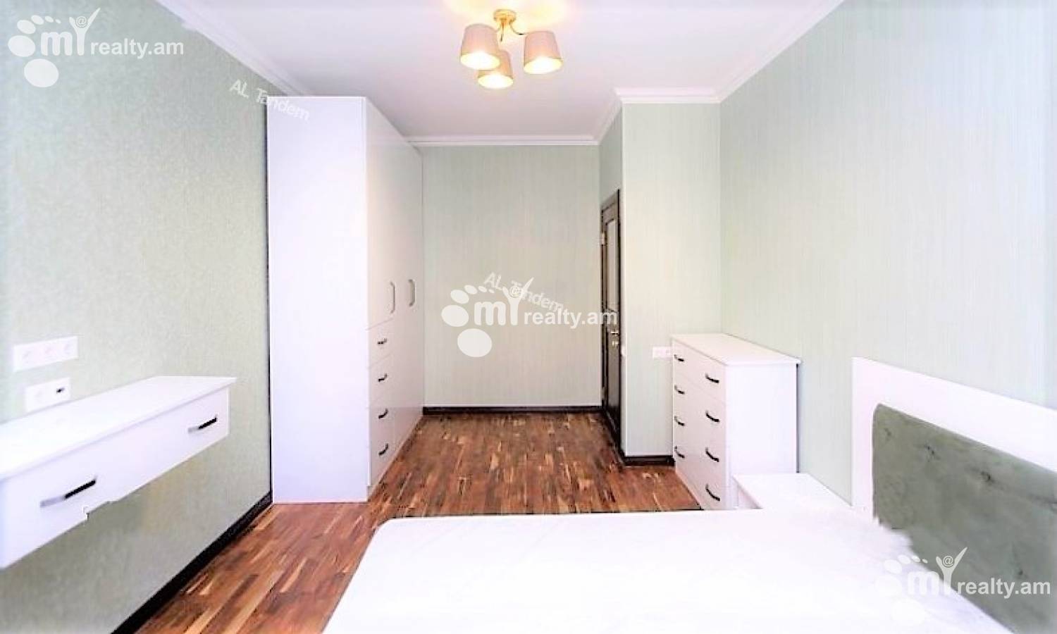 4 bedroom apartment for rent Aram St, Center Yerevan, 135745