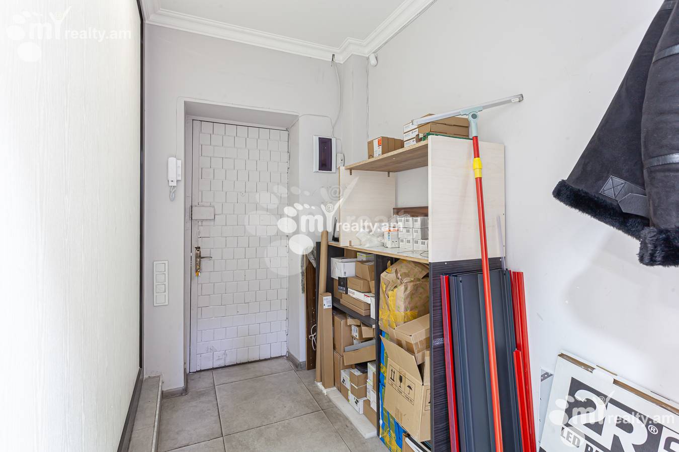 Commercial for sale خیابان هر. کوچار, عربگیر ایروان, 154529